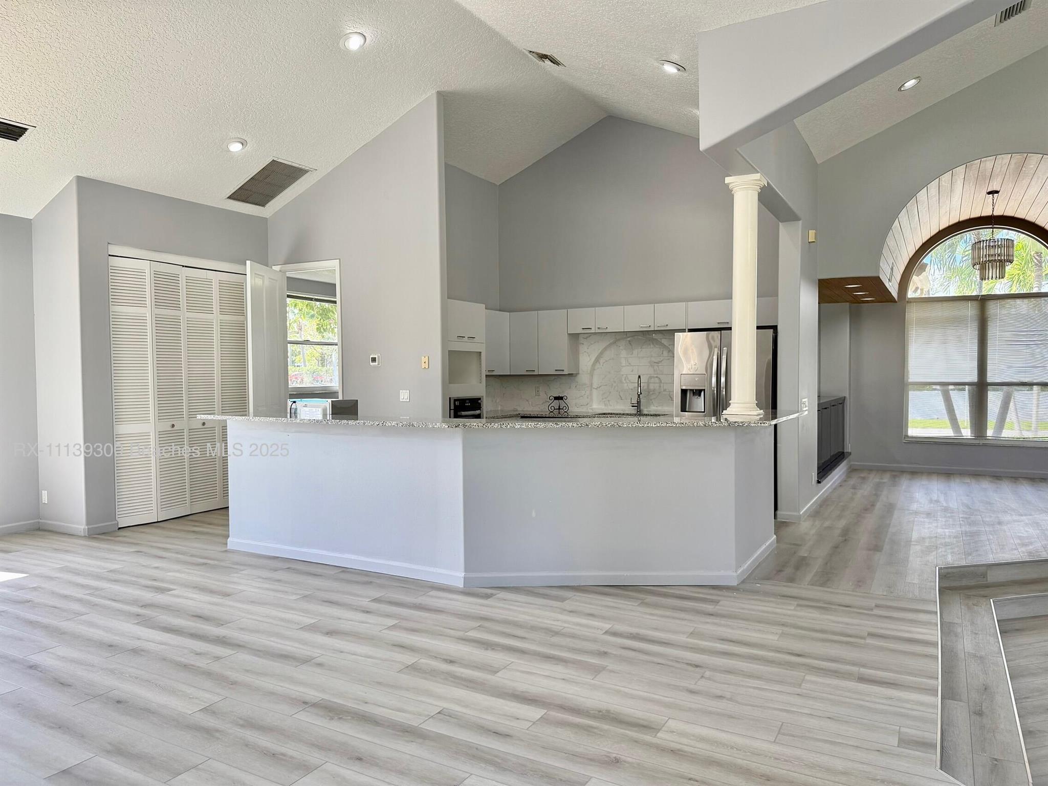 Palm Beach Lake Worth Est - Residential Lease