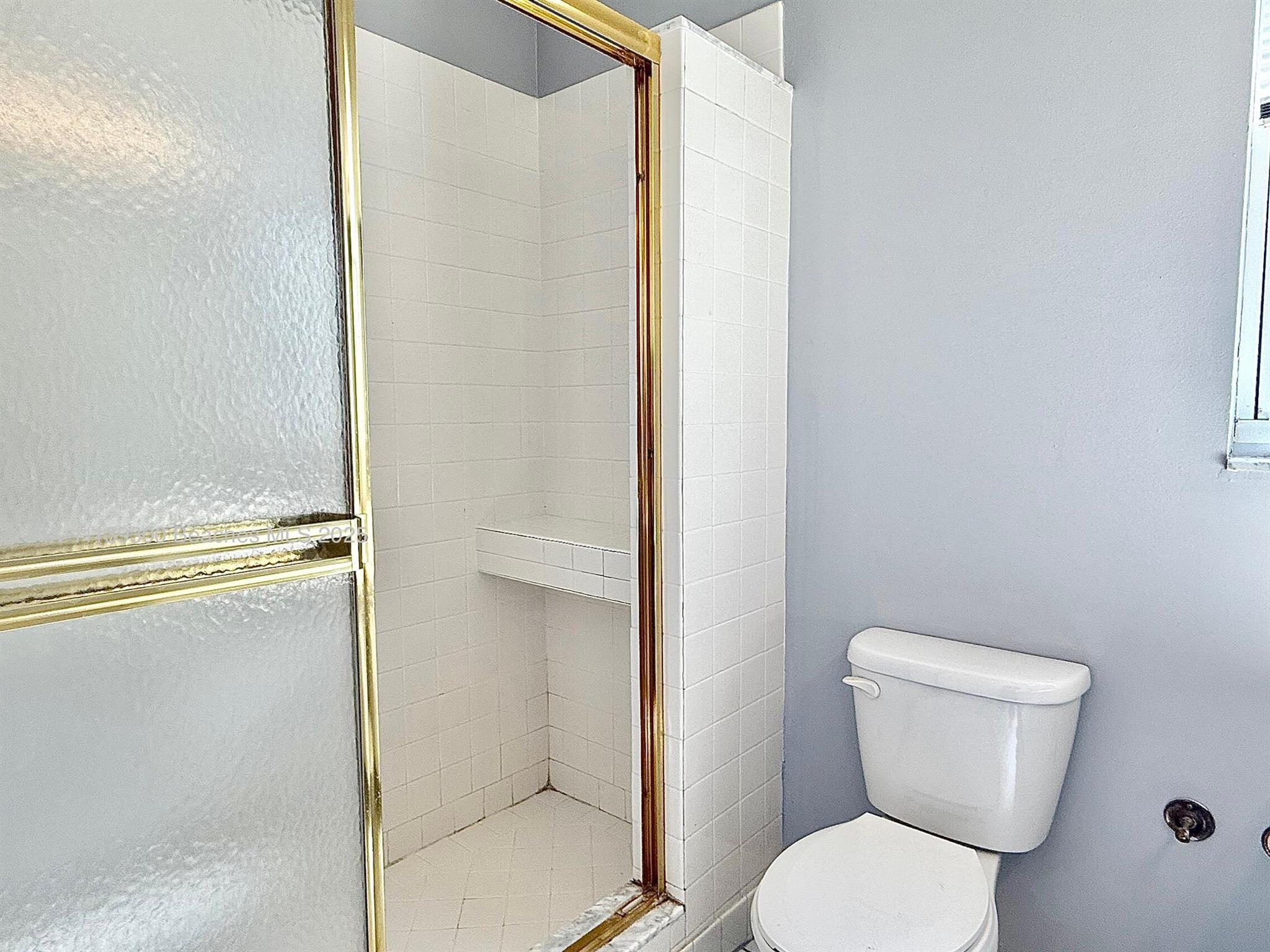 Palm Beach Lake Worth Est - Residential Lease