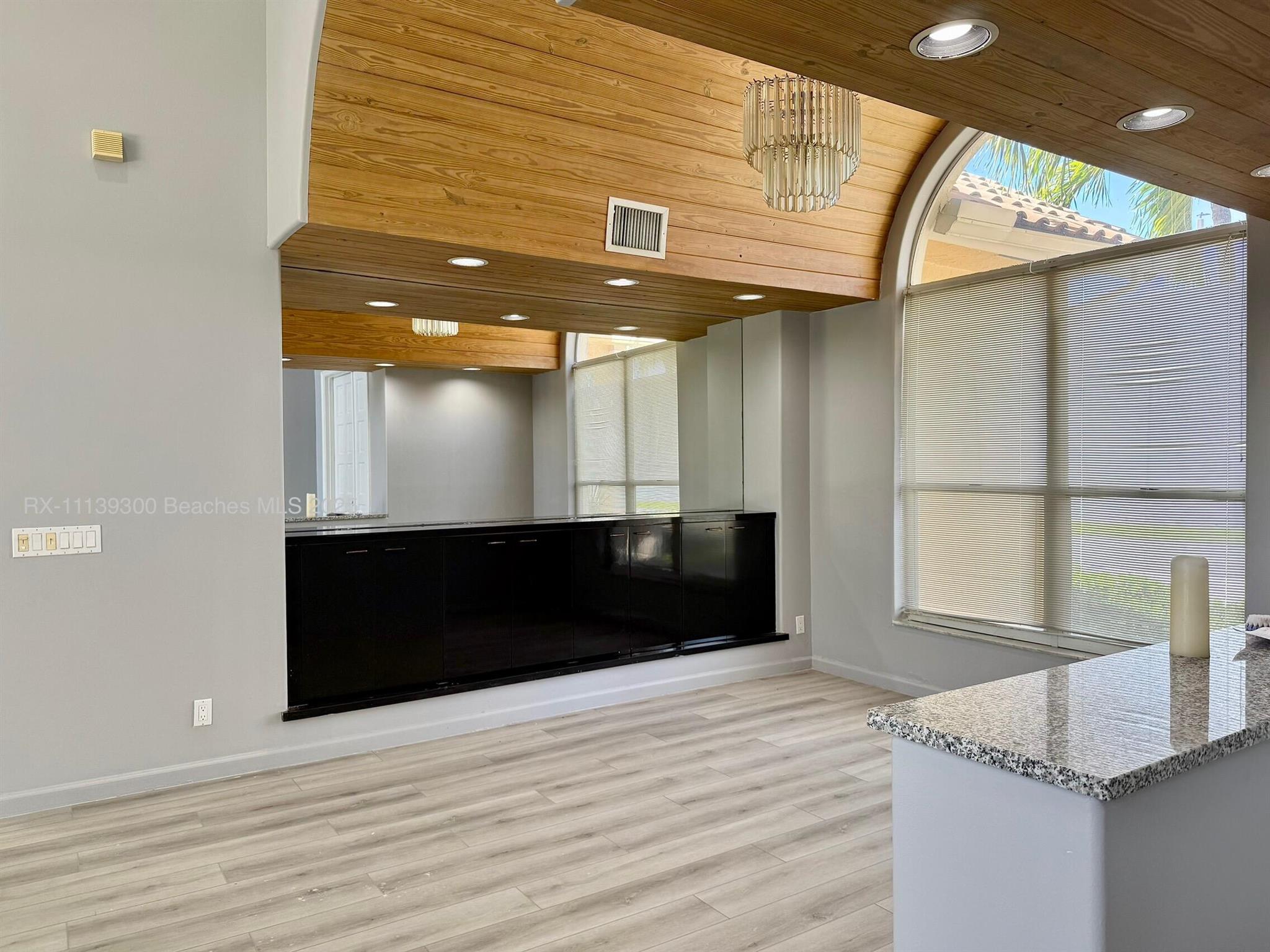 Palm Beach Lake Worth Est - Residential Lease