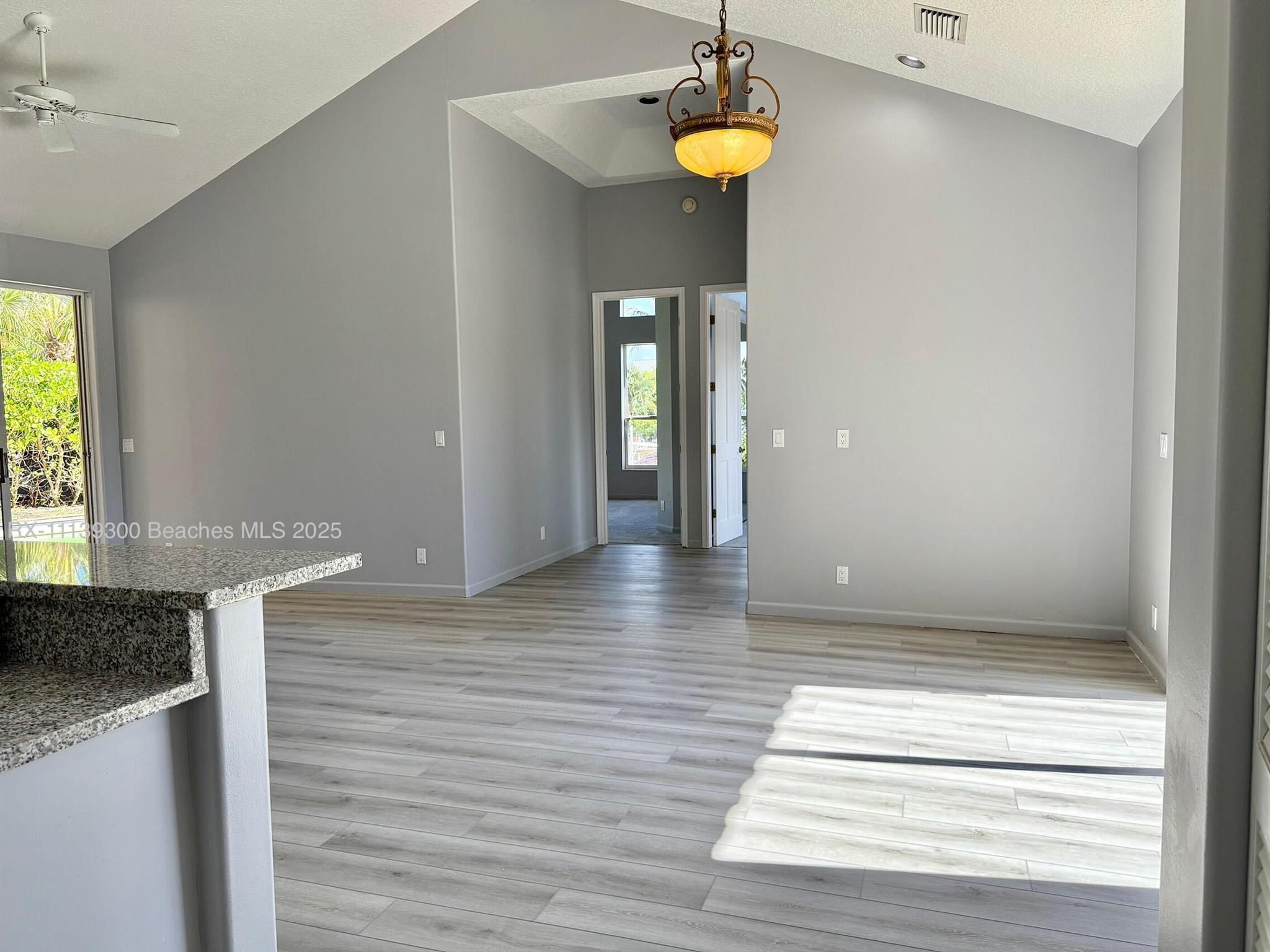 Palm Beach Lake Worth Est - Residential Lease