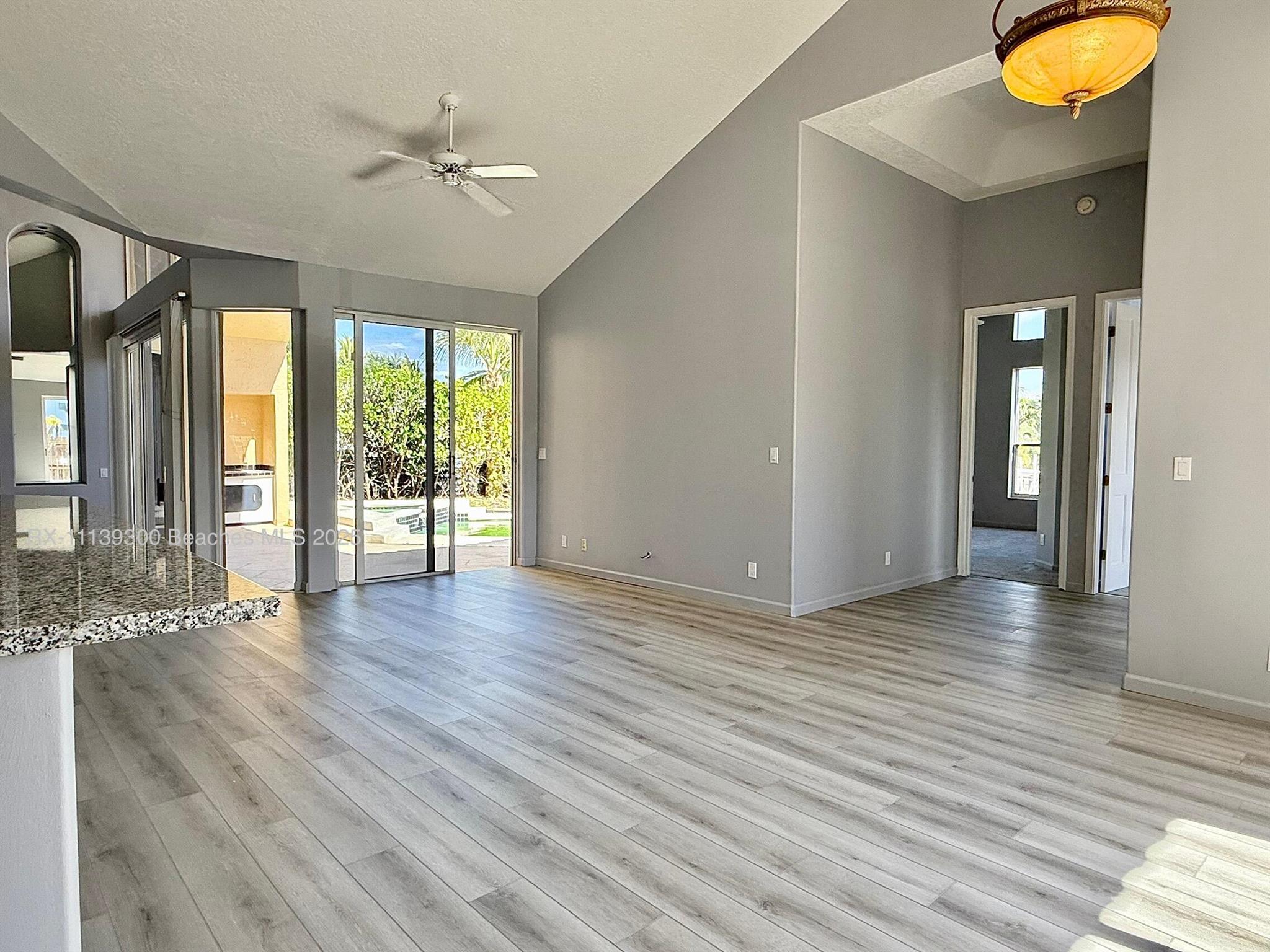 Palm Beach Lake Worth Est - Residential Lease