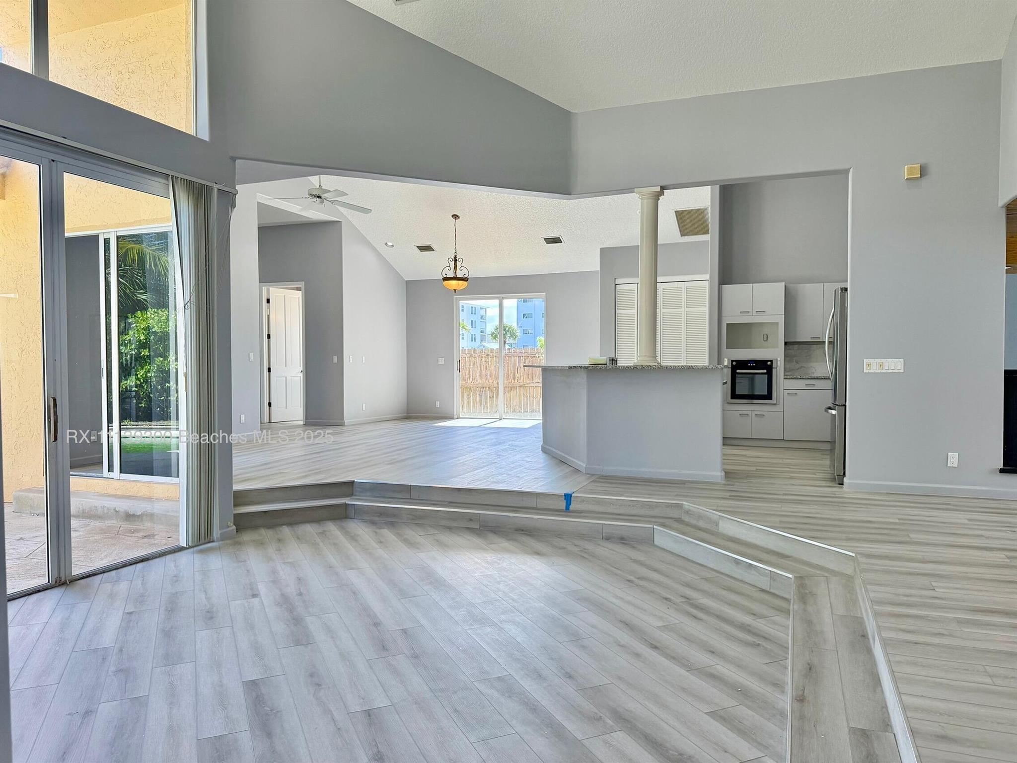 Palm Beach Lake Worth Est - Residential Lease