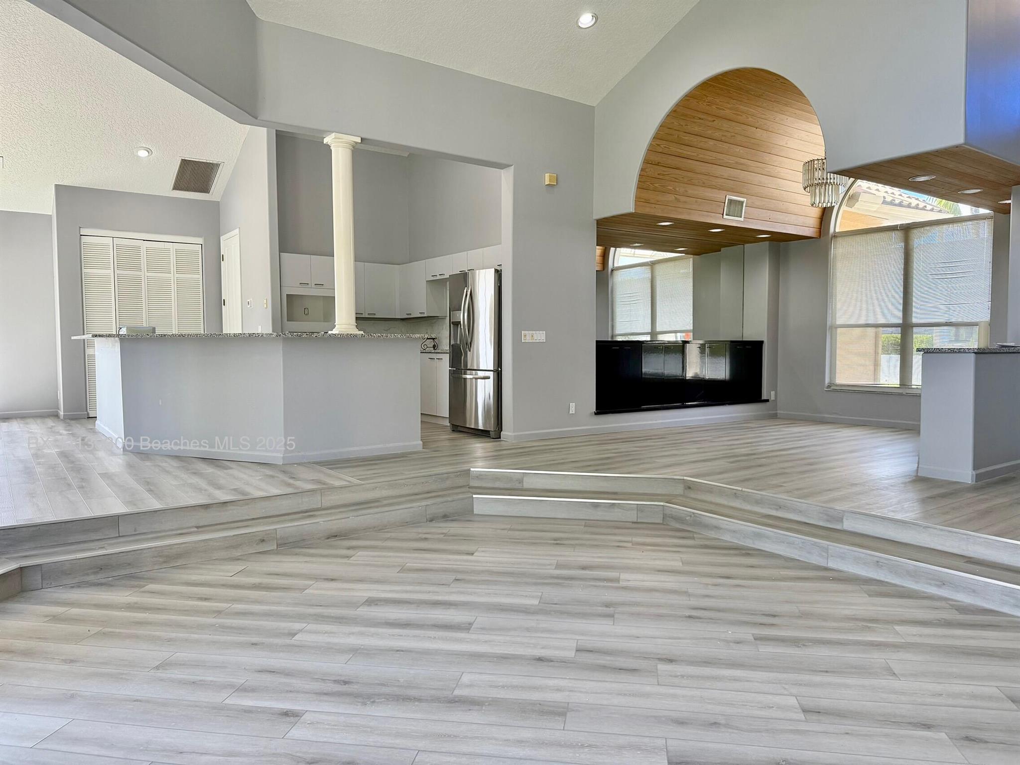 Palm Beach Lake Worth Est - Residential Lease