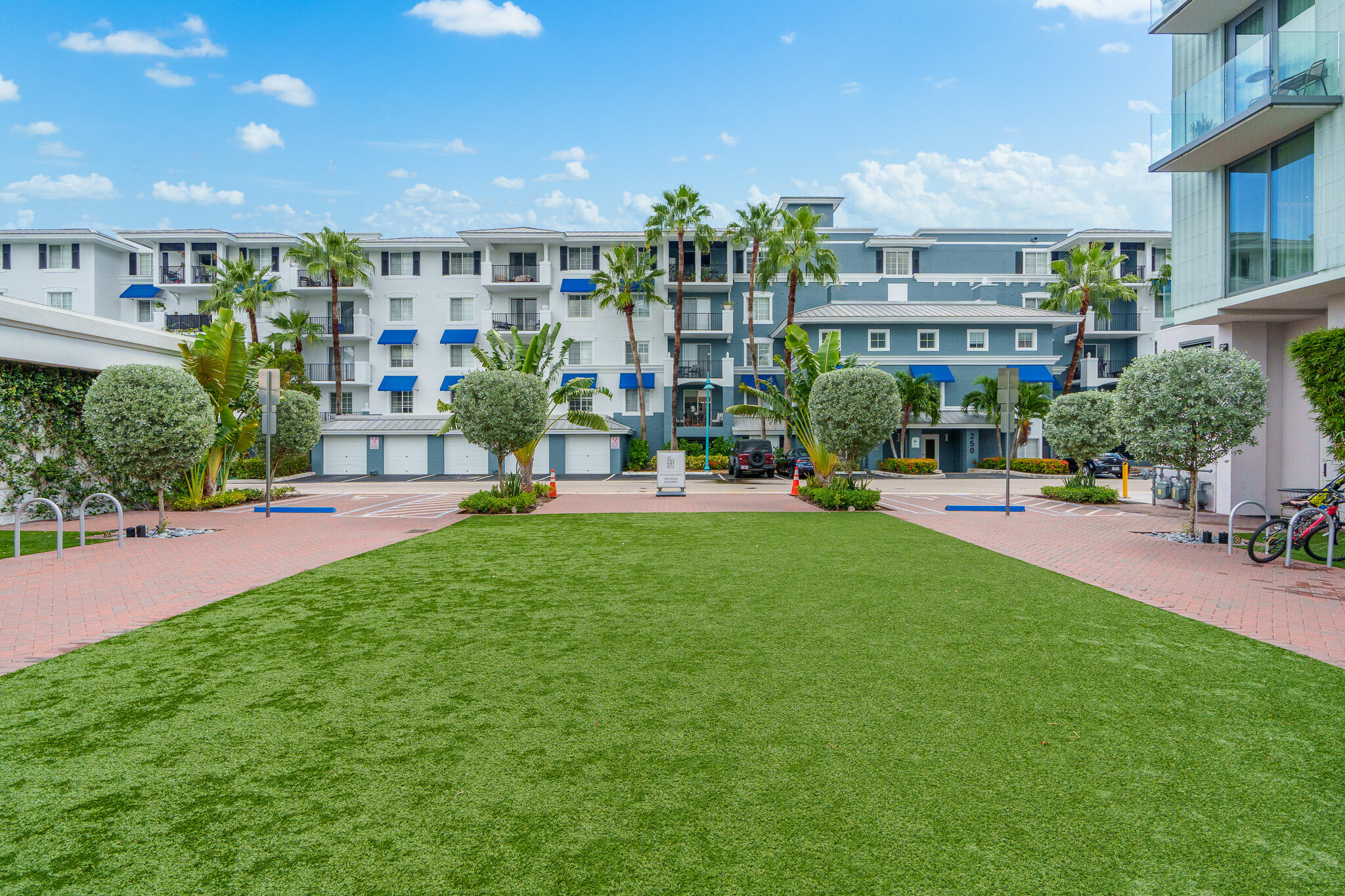 PINEAPPLE GROVE VILLAGE CONDO - Residential Lease