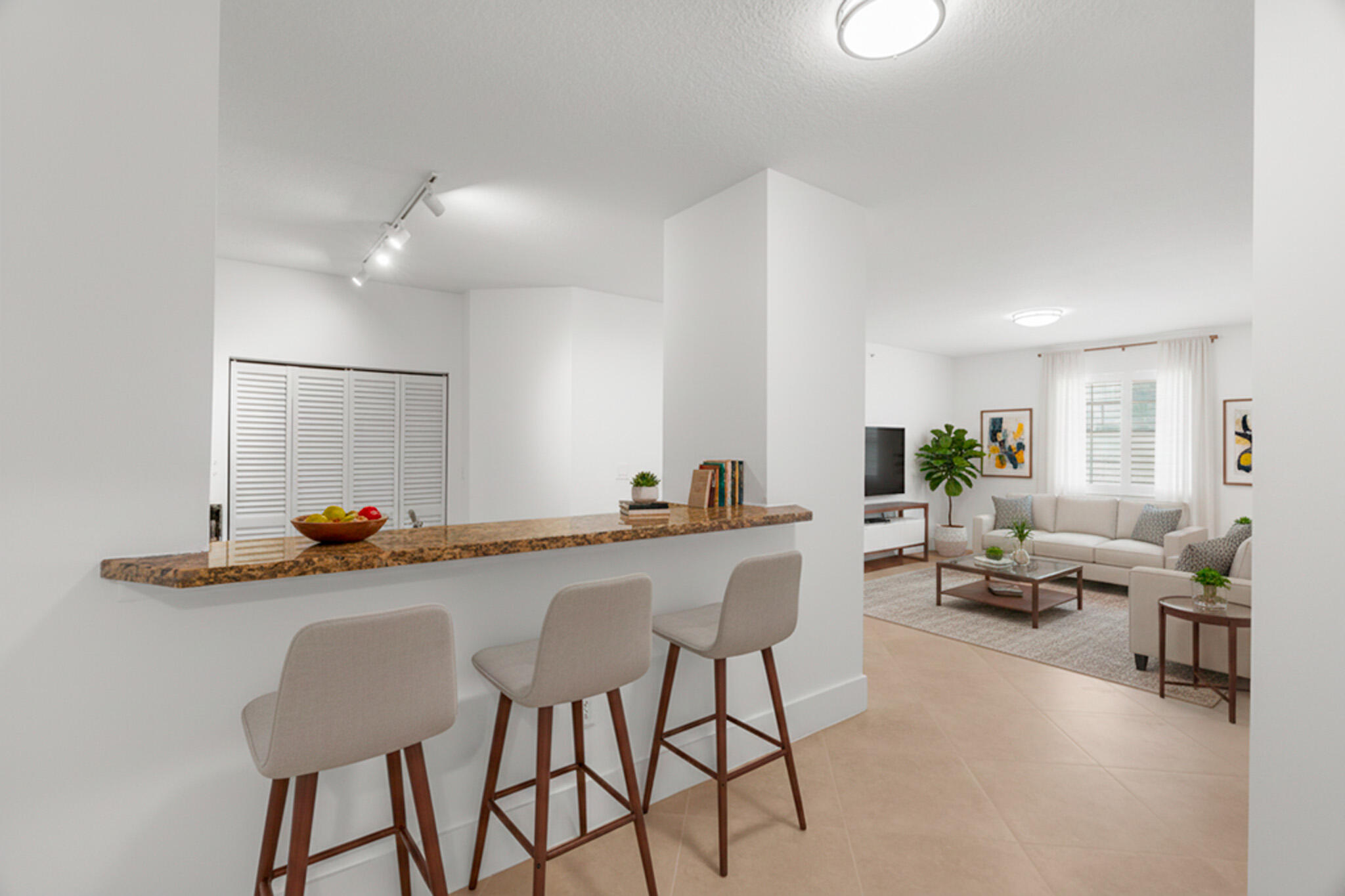 PINEAPPLE GROVE VILLAGE CONDO - Residential Lease