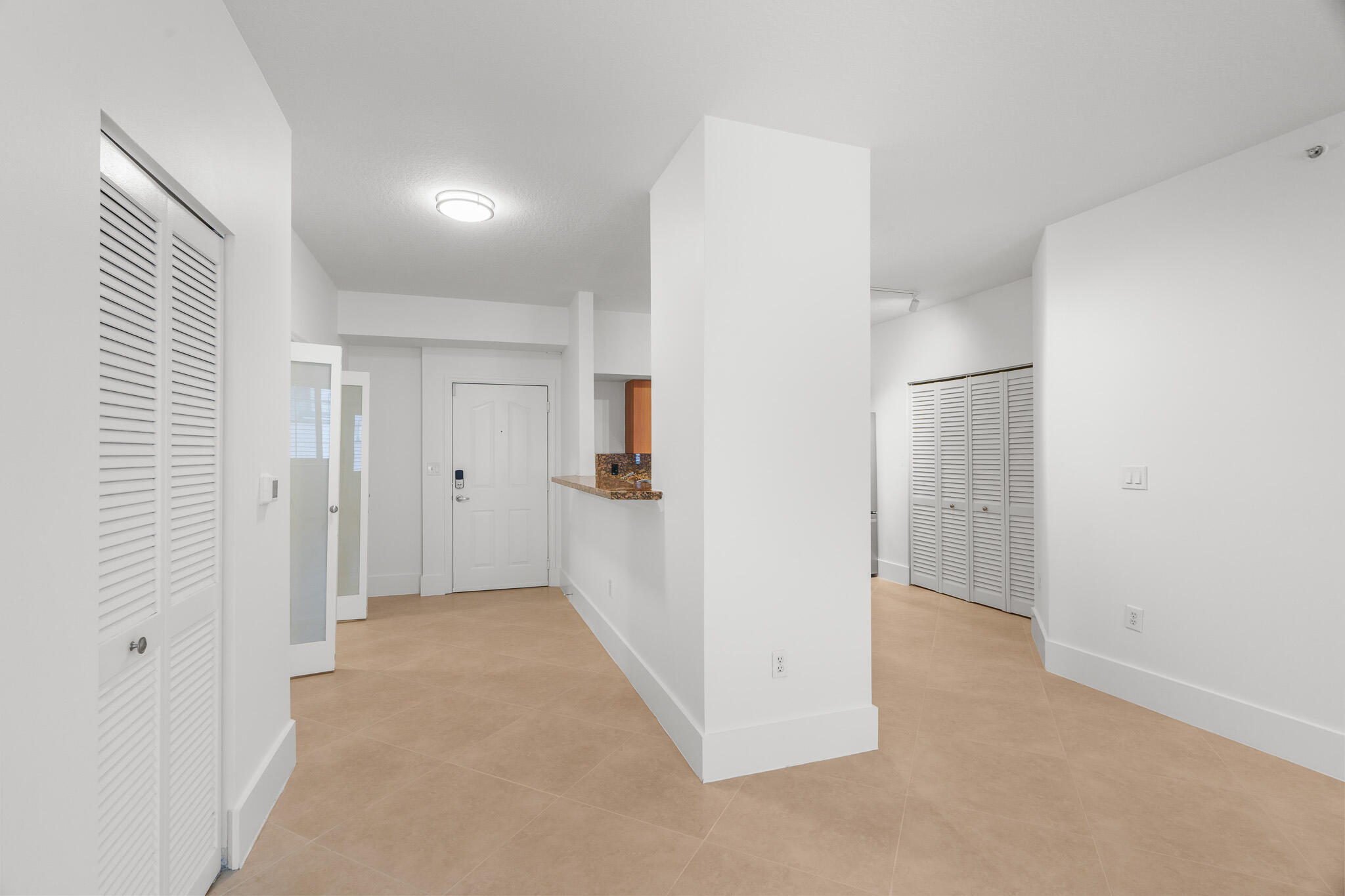 PINEAPPLE GROVE VILLAGE CONDO - Residential Lease