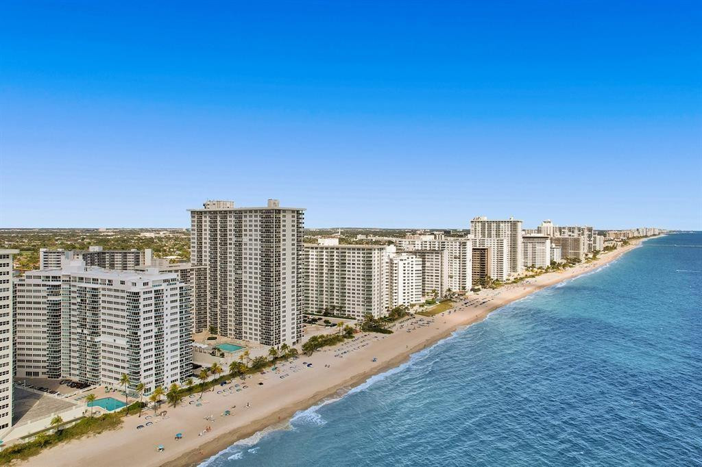 THE COMMODORE - Residential