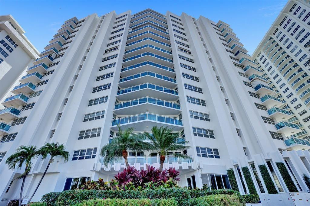 THE COMMODORE - Residential