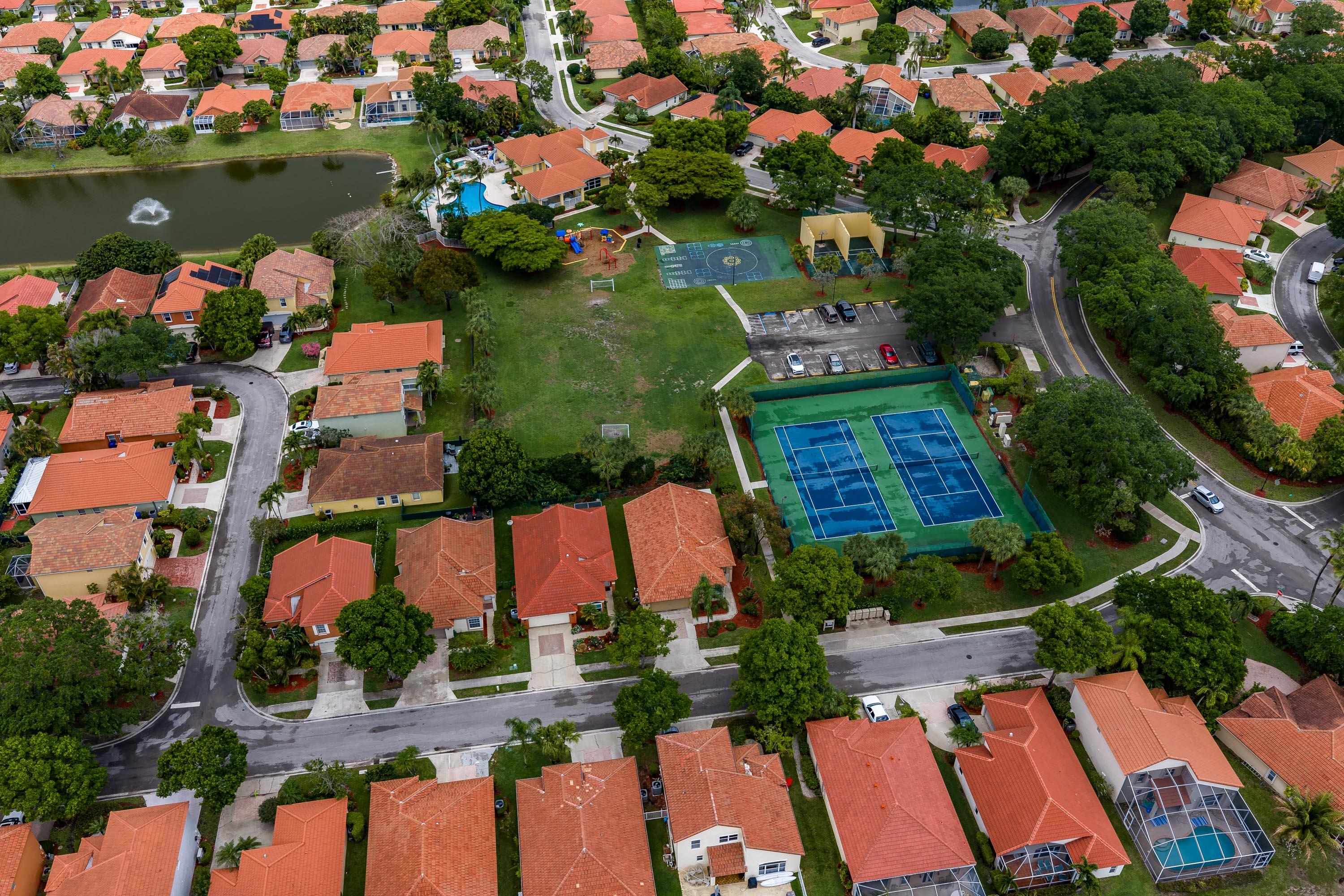 WOODBINE PAR C - Residential