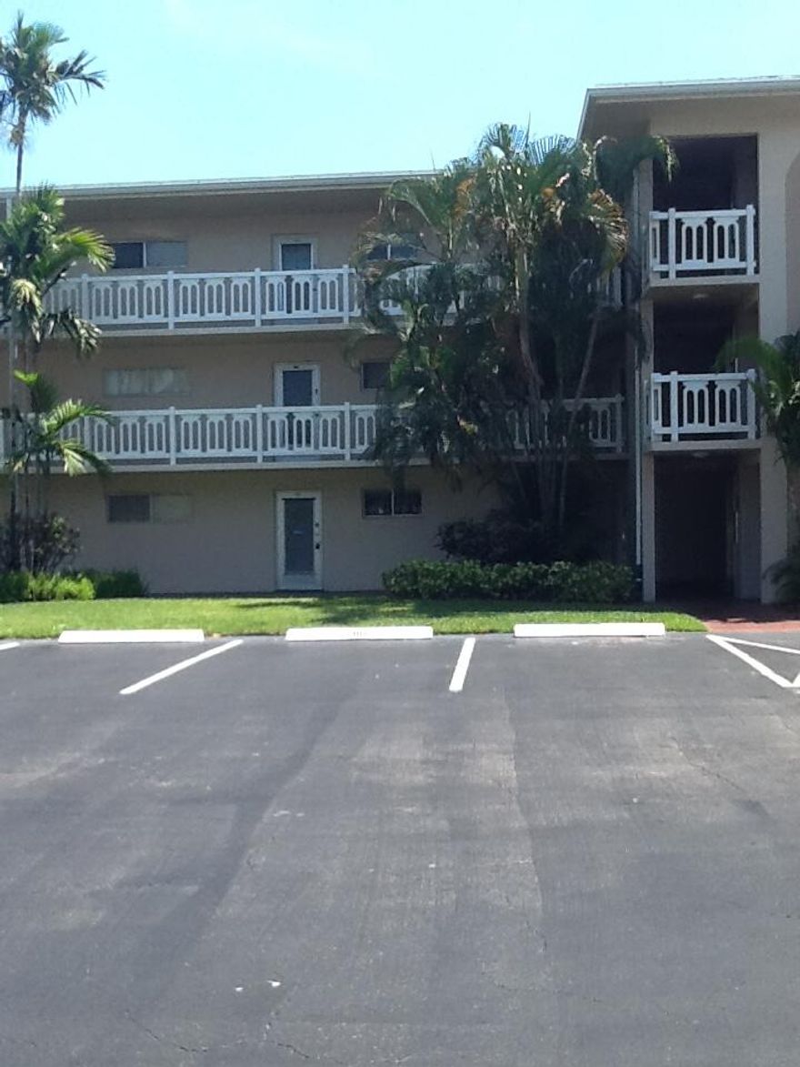 Absolutely adorable 2 bedroom unit with a beautifully updated kitchen with stainless steel appliances and bathroom with walk in shower.   Close to West pool, gym, BBQ grills and other amenities. Mostly furnished except for some personal items. THIS IS A 55+ community