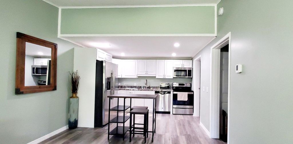 Photo of 530 N 7th Place, Vero Beach, FL 32962 (MLS # R11149307)