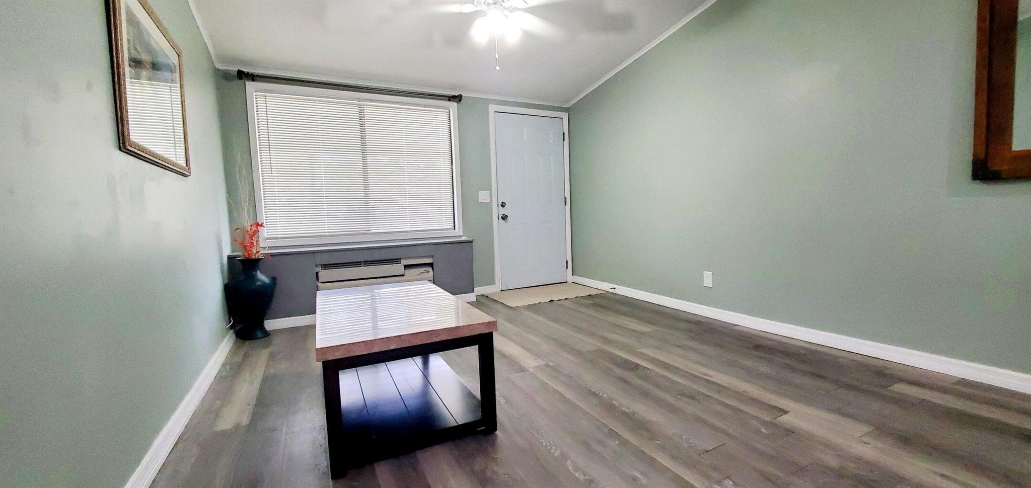 VILLAS AT INDIAN RIVER - Residential Lease