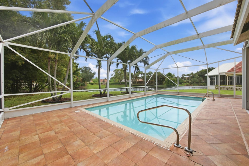 Photo of 8132 Mystic Harbor Circle, Boynton Beach, FL 33436 (MLS # B26079901)