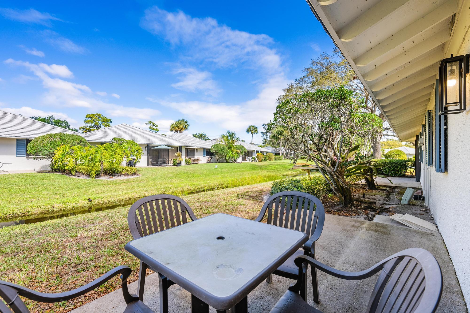 PGA CLUB COTTAGES - Residential Lease