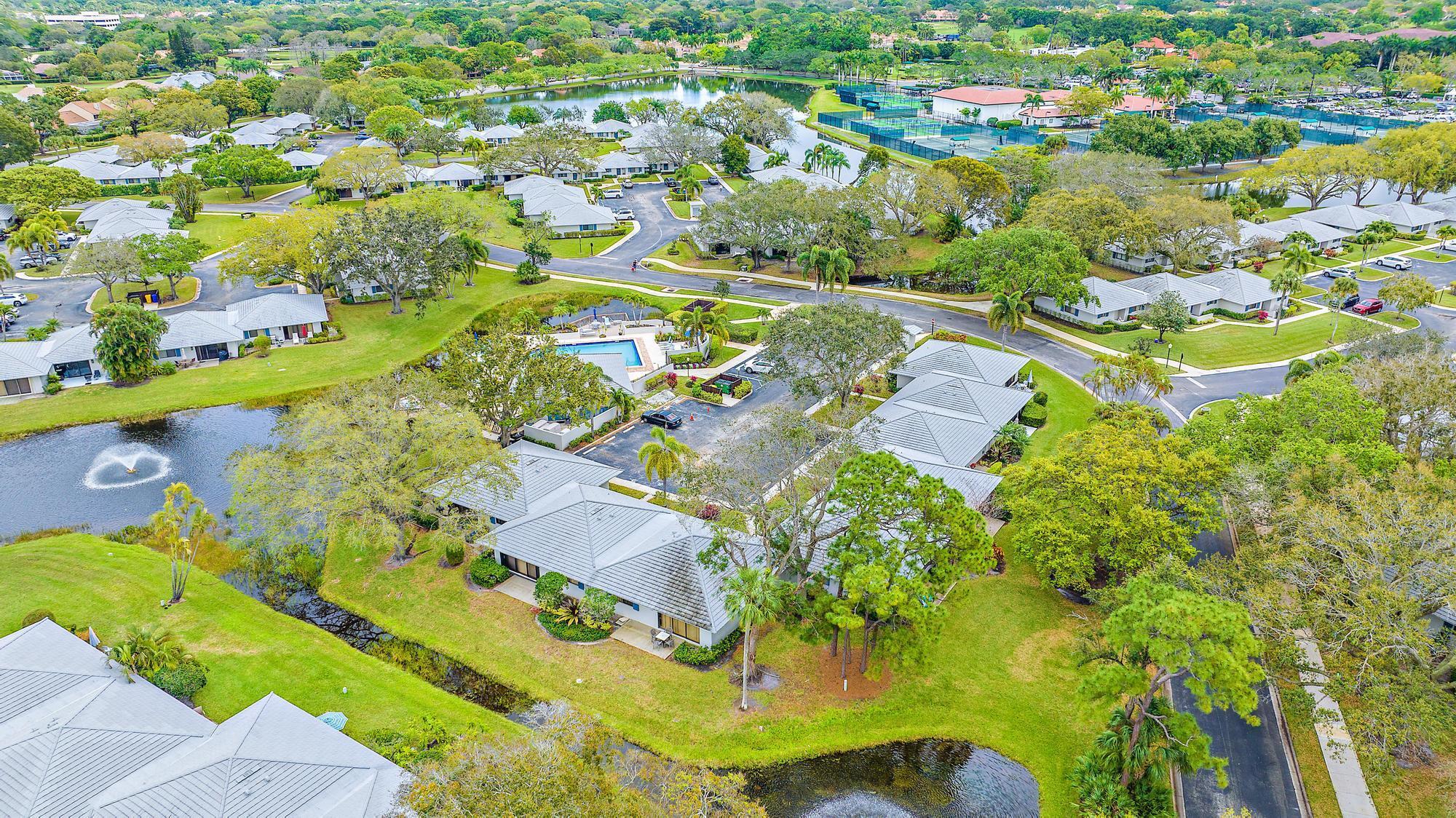 PGA CLUB COTTAGES - Residential Lease