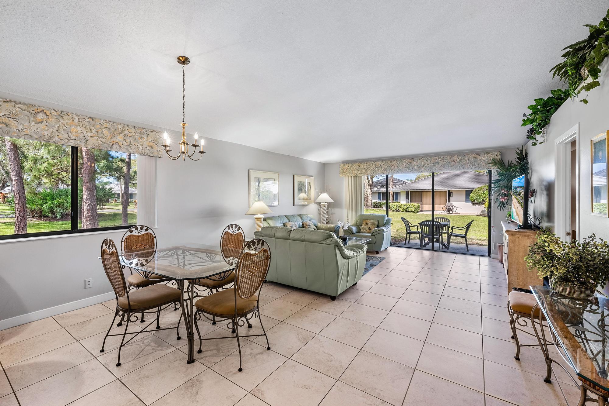 PGA CLUB COTTAGES - Residential Lease