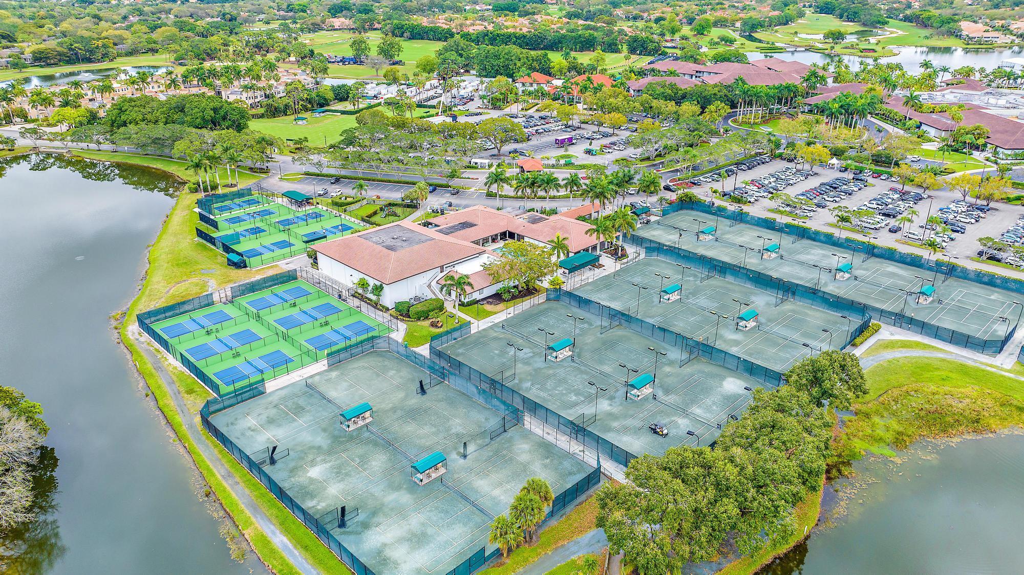 PGA CLUB COTTAGES - Residential Lease