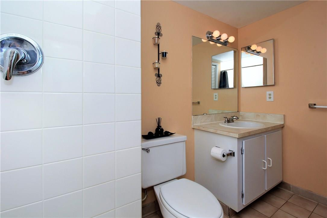 Raquet Club Apts - Residential