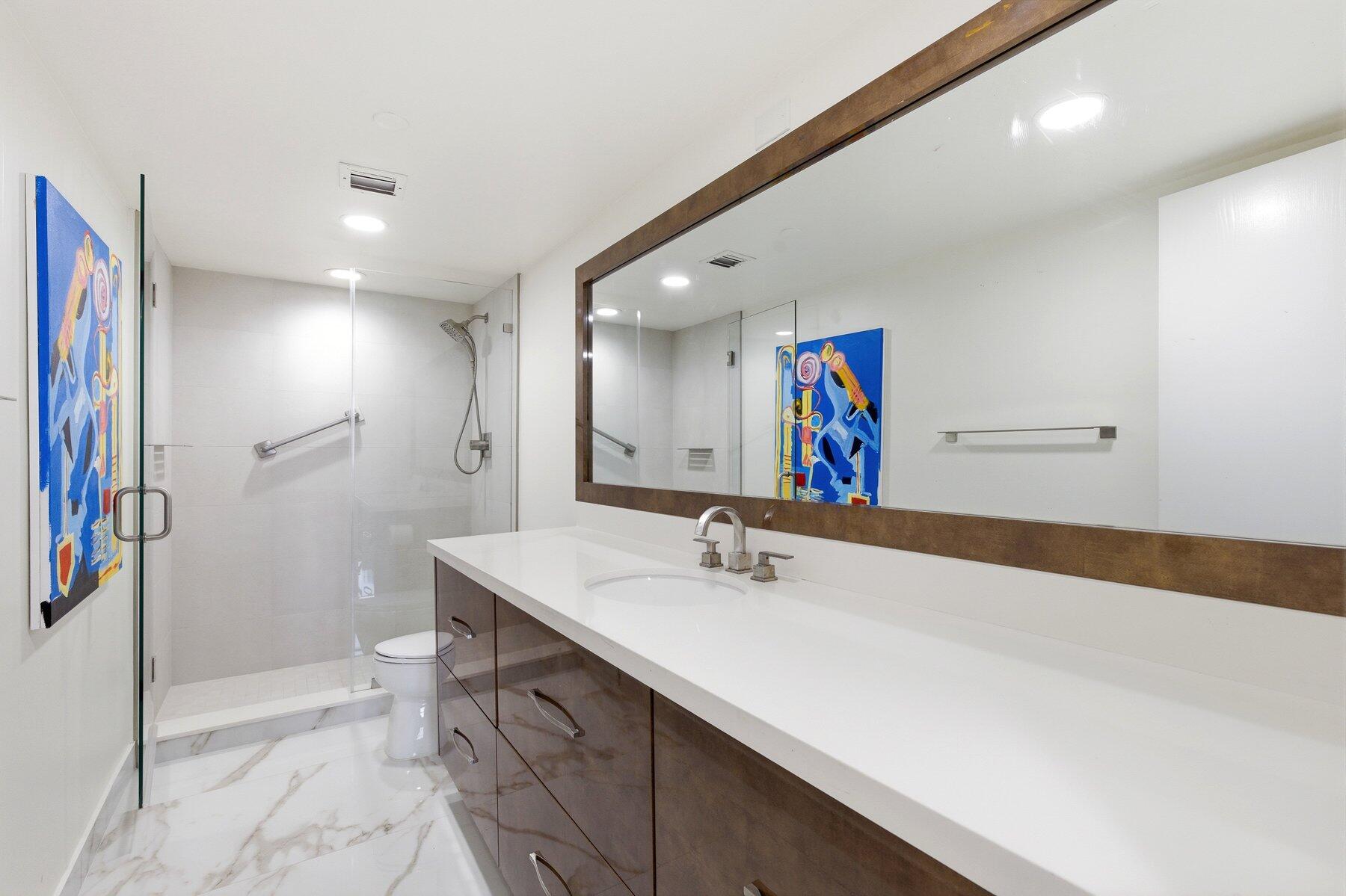 La Fontana Condo - Residential