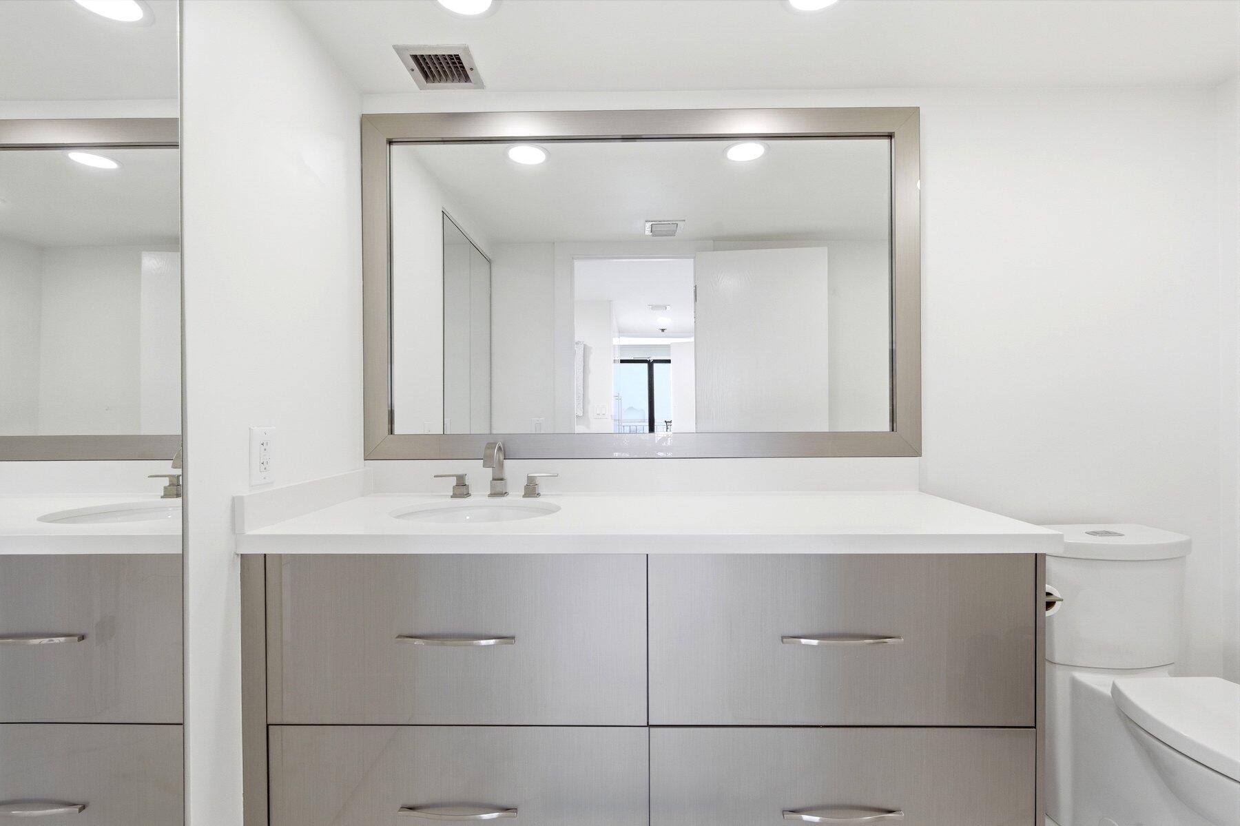 La Fontana Condo - Residential