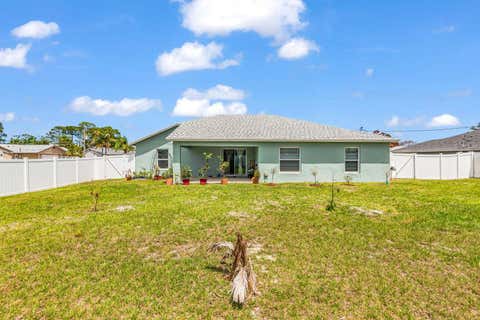 Tiny photo for 1220 SE NAVAJO Lane, Port Saint Lucie, FL 34983 (MLS # B26054248)