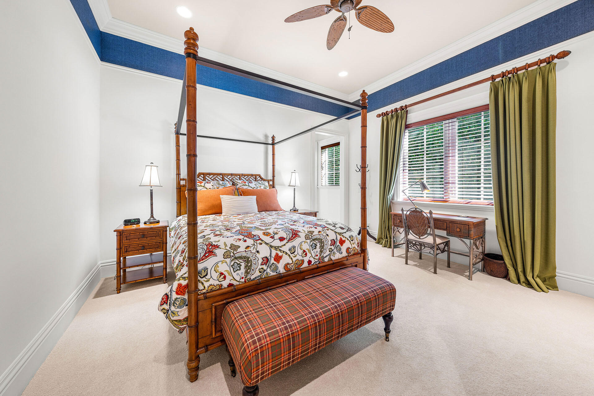 ROYAL PALM YACHT & COUNTR - Residential