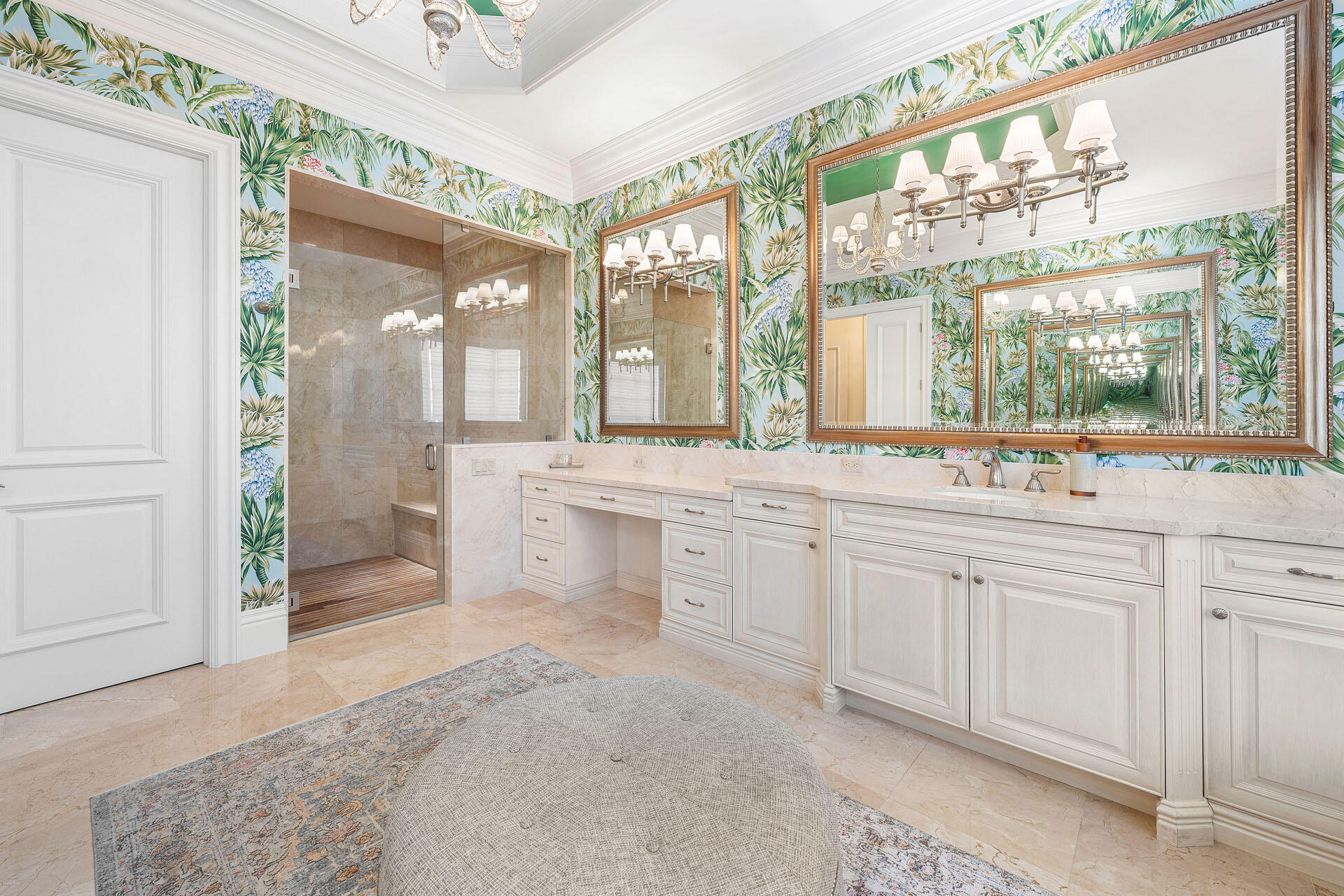 ROYAL PALM YACHT & COUNTR - Residential