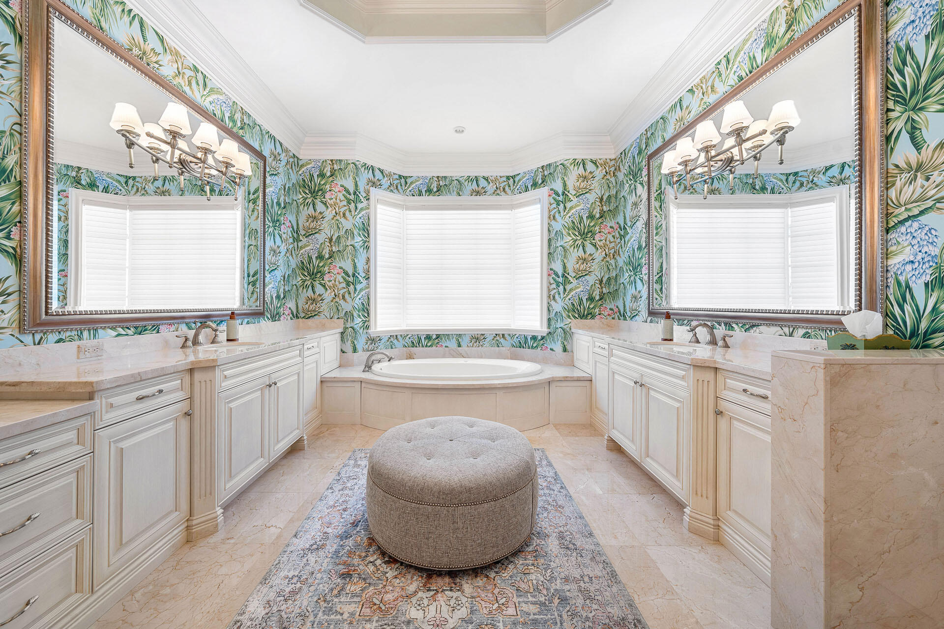 ROYAL PALM YACHT & COUNTR - Residential