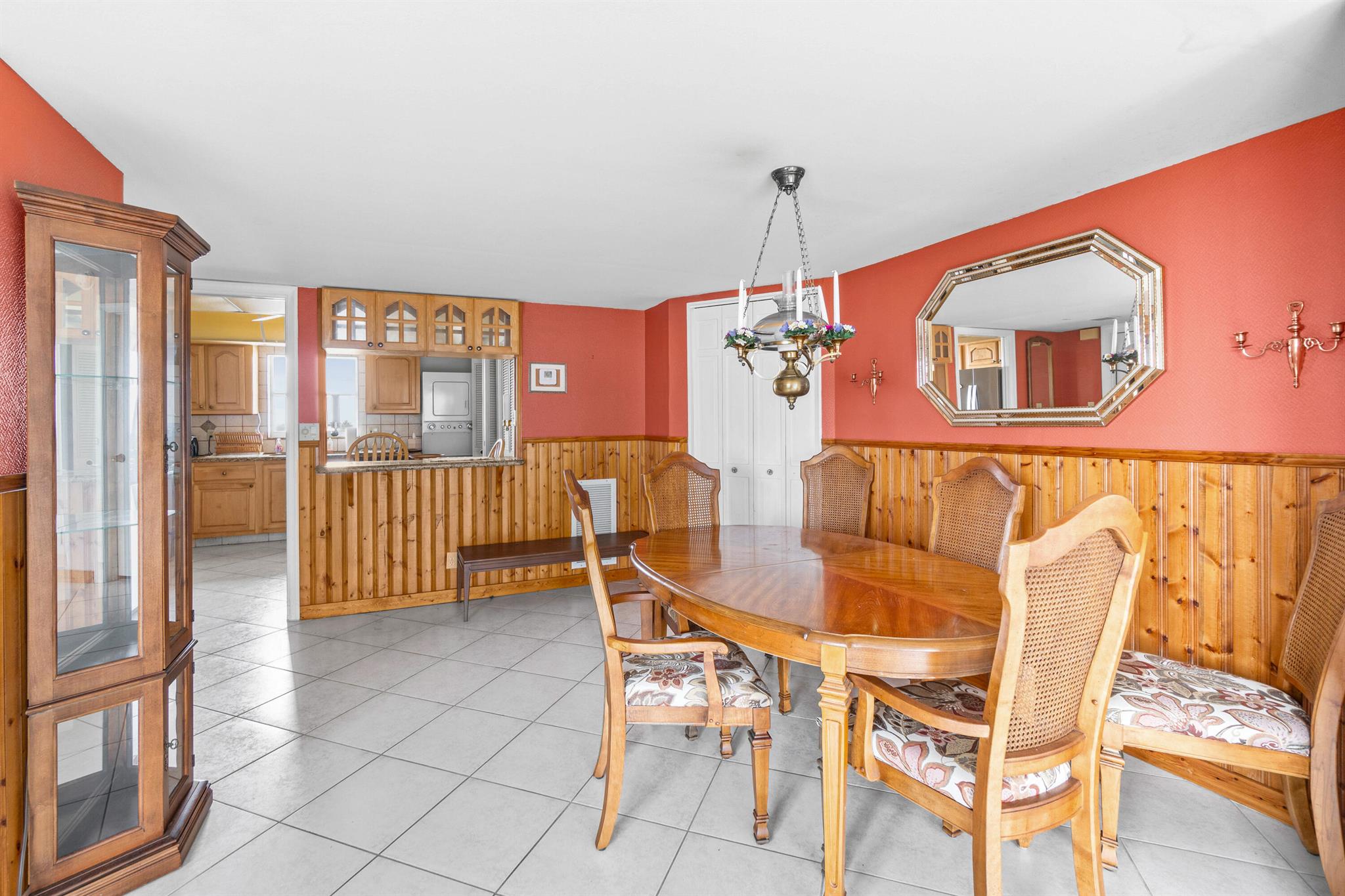 LAKE HARBOUR TOWERS CONDO - Residential