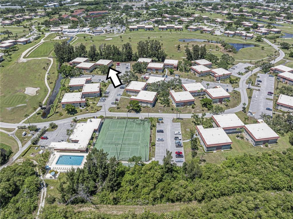 VISTA ROYALE PHASE IV BLD - Residential Lease