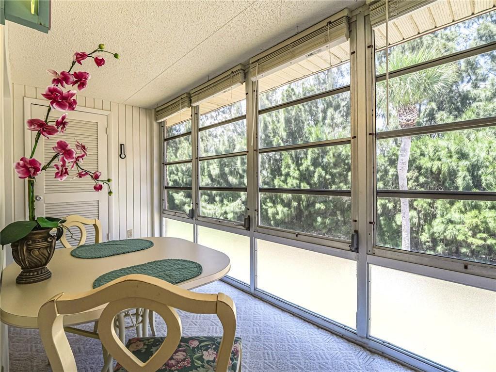 VISTA ROYALE PHASE IV BLD - Residential Lease