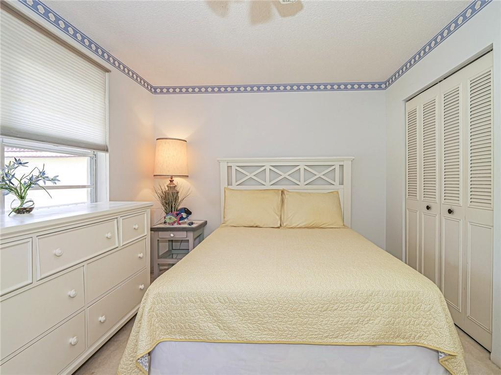 VISTA ROYALE PHASE IV BLD - Residential Lease