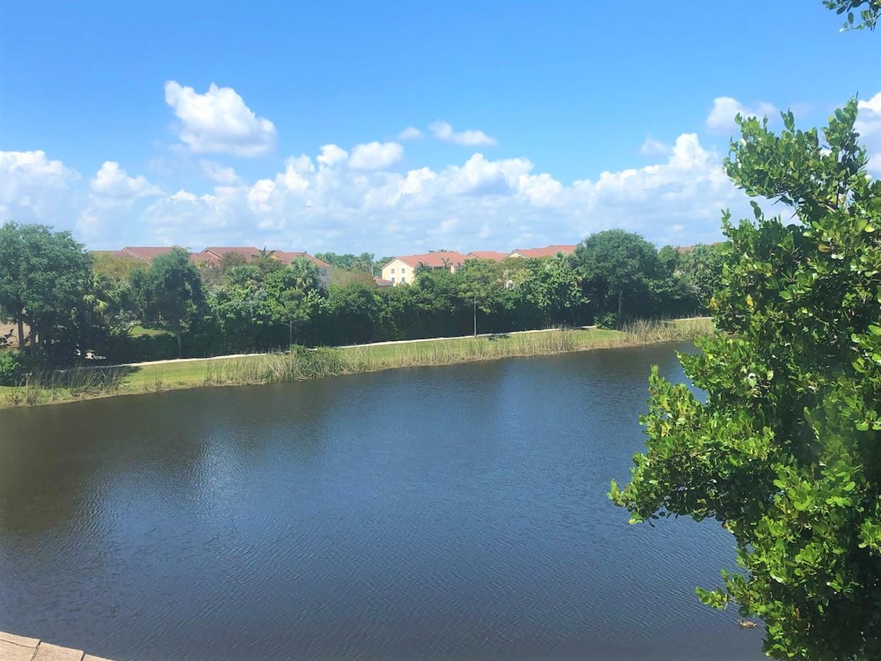 CITYSIDE CONDO - Residential Lease