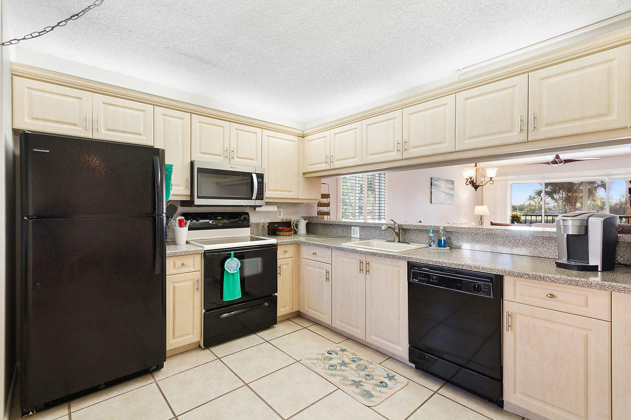 JUPITER BAY EAST CONDO - Residential Lease