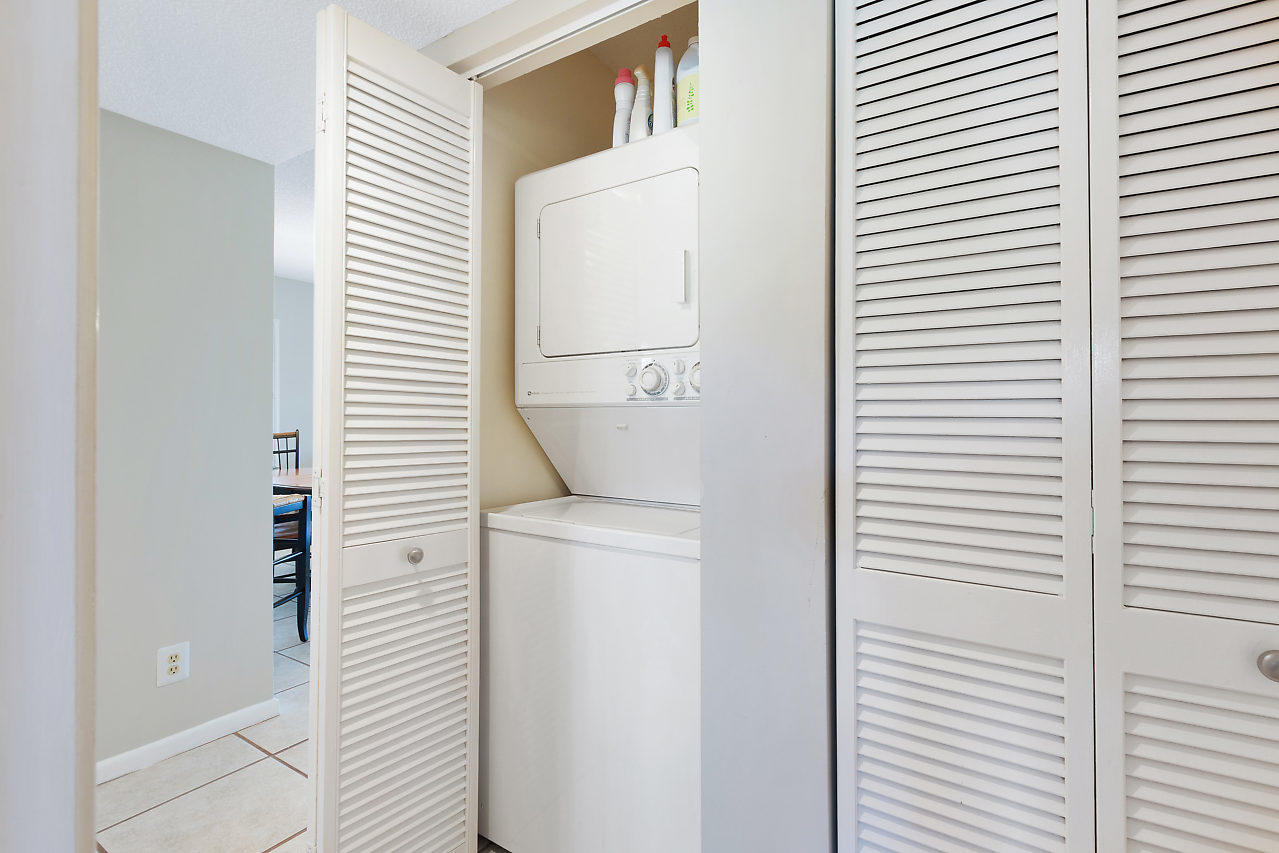 JUPITER BAY EAST CONDO - Residential Lease