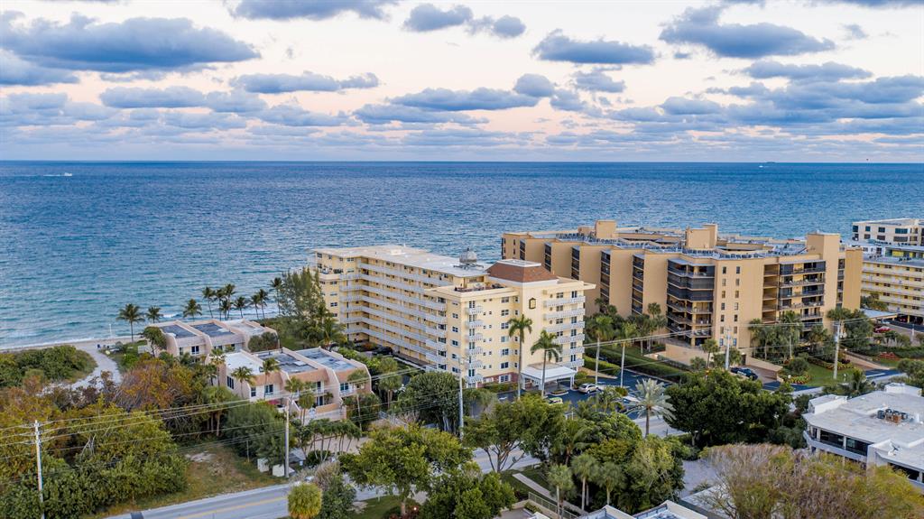 HILLSBORO WINDSOR CONDO - Residential