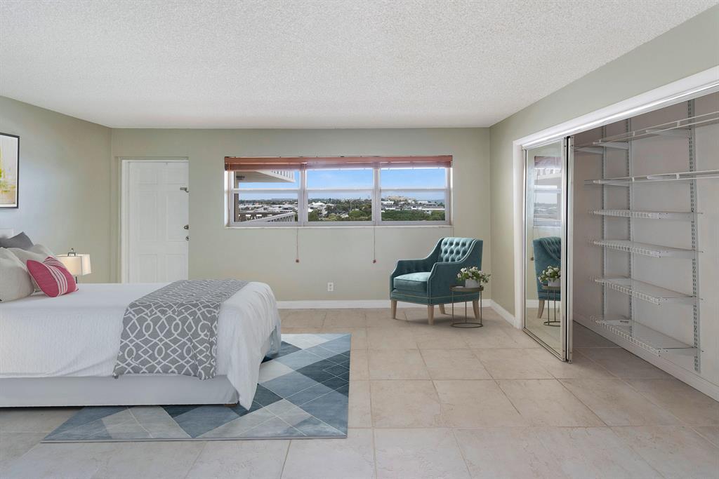 HILLSBORO WINDSOR CONDO - Residential