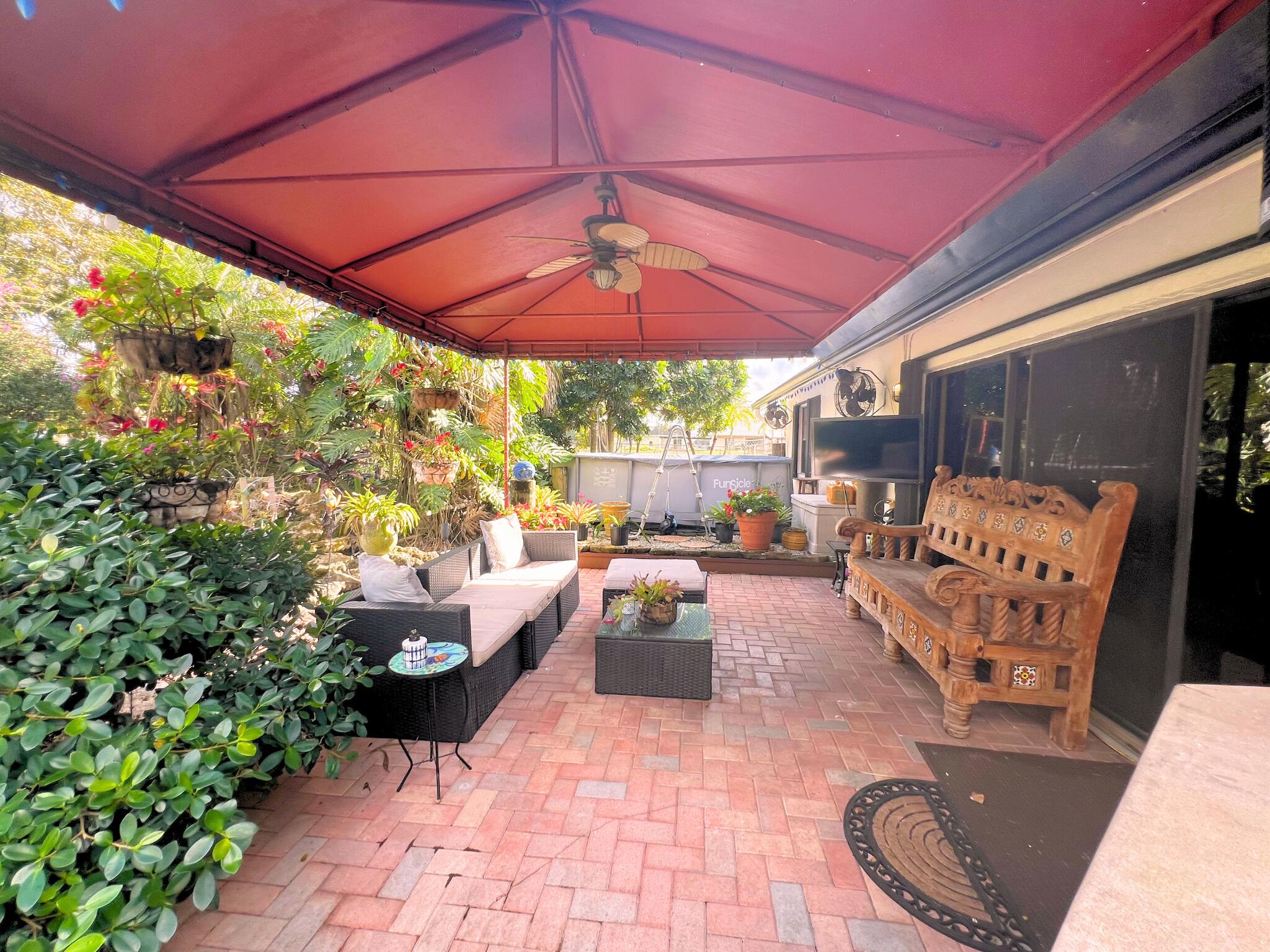 7300 NW 44TH Terrace