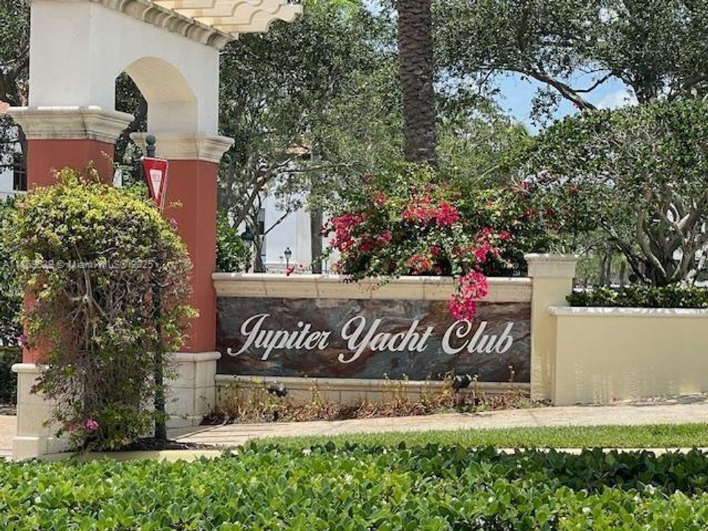 Photo of 340 S Us Highway 1 408 #408, Jupiter, FL 33477 (MLS # R11125387)