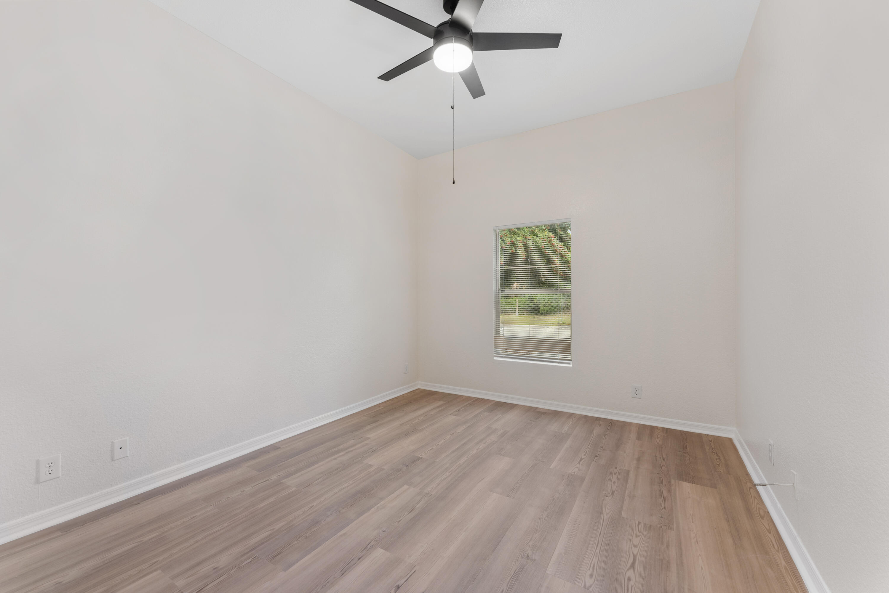 ALICIA 1 - Residential