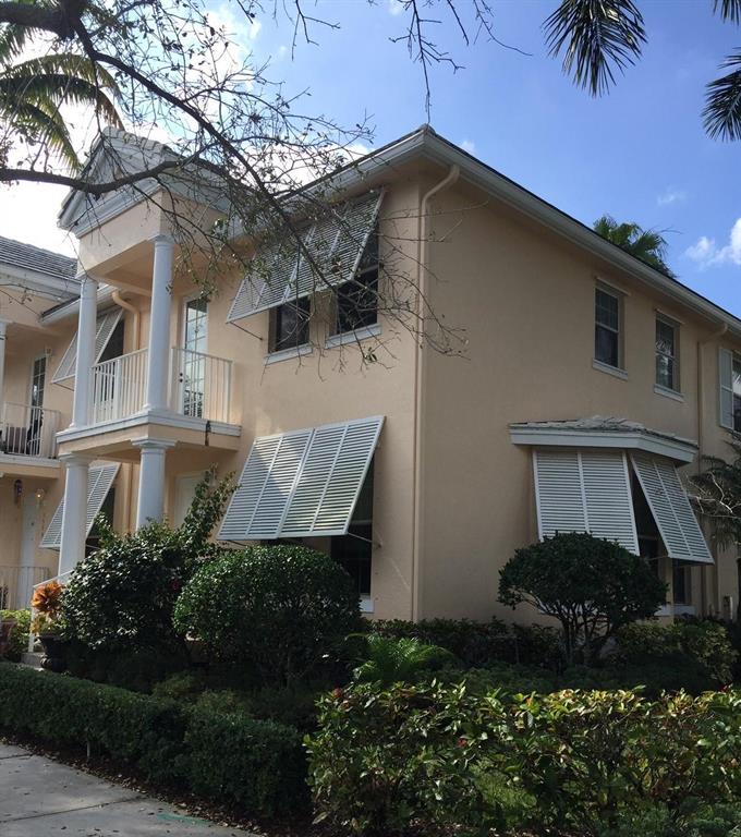 Bright, sunny 2 story END town home in Antigua at Abacoa. Home features a beautiful bay window that overlooks an open green space. The kitchen showcases an eat in area/home office area with a window view! The attached 2 car garage provides direct access into your kitchen- extremely convenient with packages and helps to keep you dry when it is raining! The laminate wood floors downstairs complements all decorating styles, while the rest of the home has upgraded carpet. The home was just painted and the carpet has been cleaned. With a charming front porch and balcony, come see all that this home has to offer! Easy access to I 95 and beaches, convenient to Abacoa Community Park, walking trails, Roger Dean Stadium for MLB Spring Training, Abacoa Golf Course, Abacoa Town Center and more!