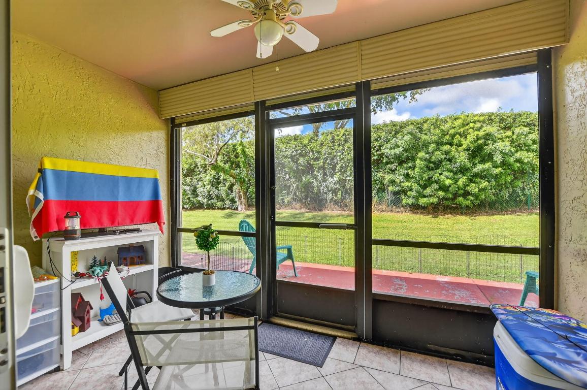 WHISPER WALK - Residential Lease