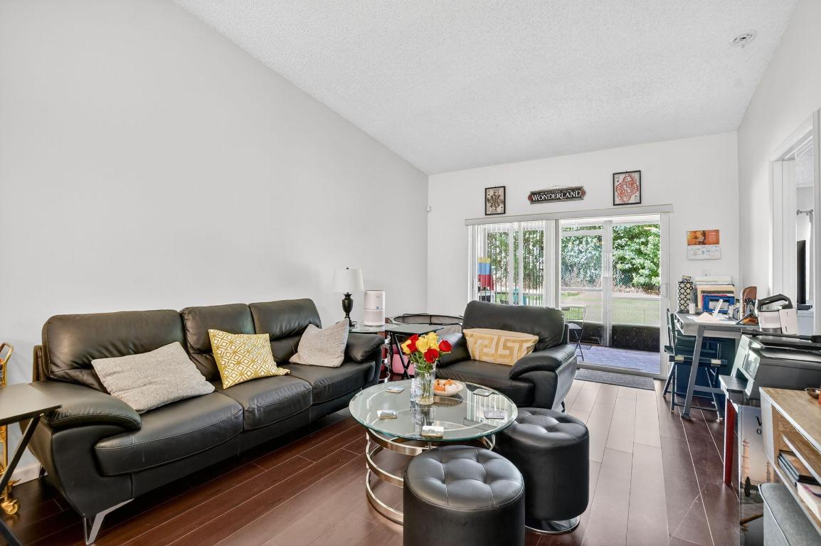 WHISPER WALK - Residential Lease