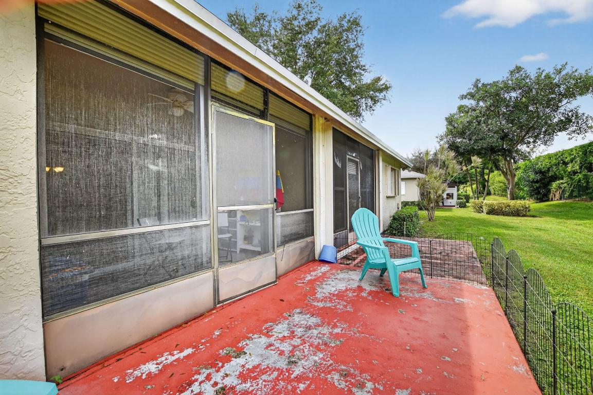 WHISPER WALK - Residential Lease