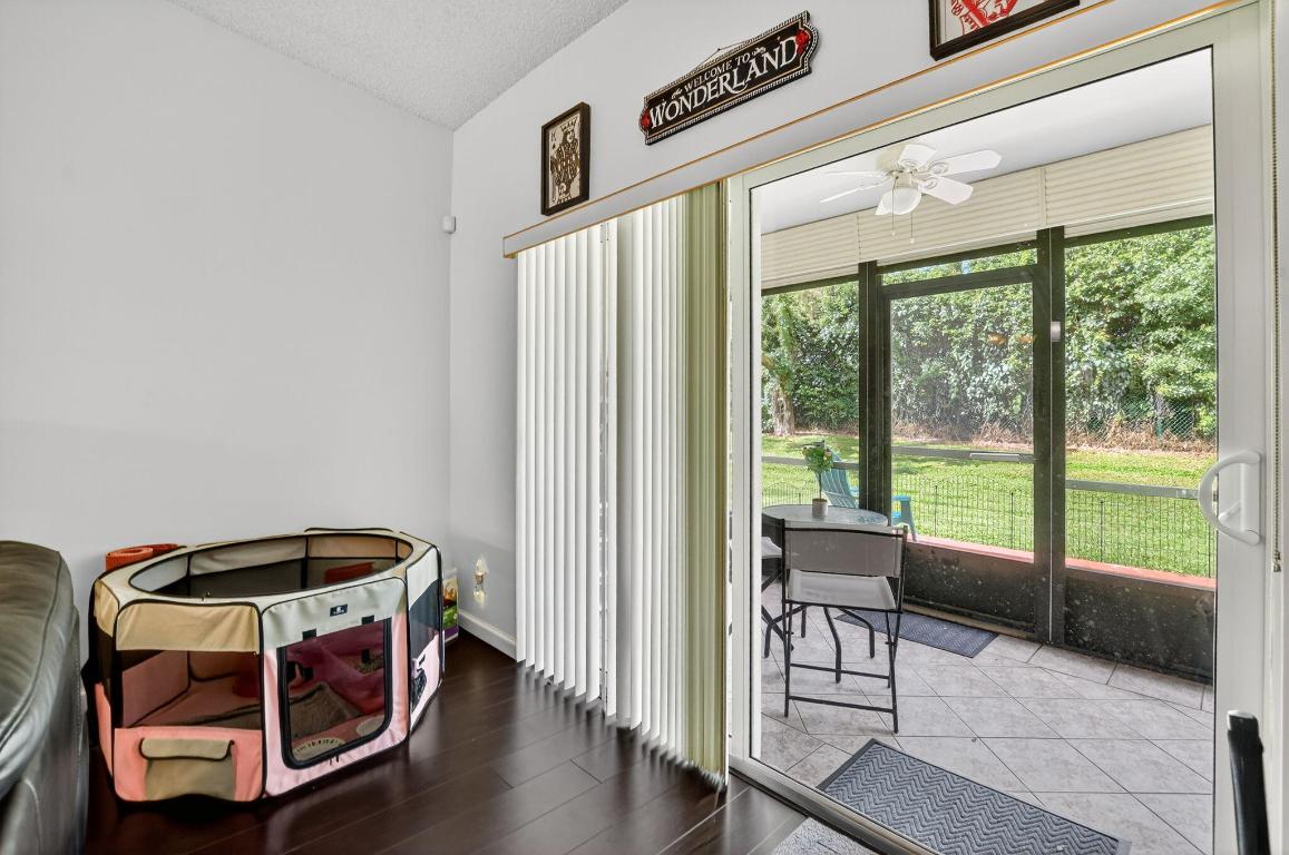 WHISPER WALK - Residential Lease