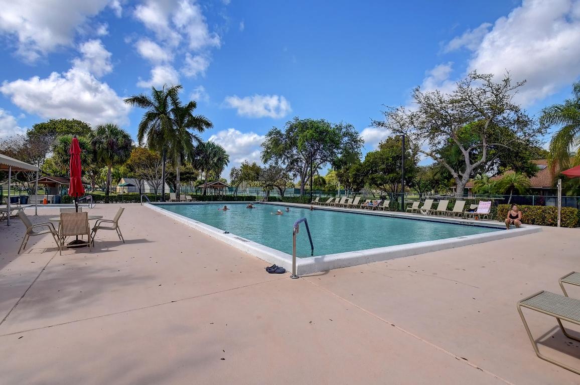 WHISPER WALK - Residential Lease