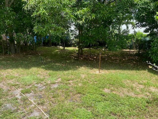 425 NW 7TH