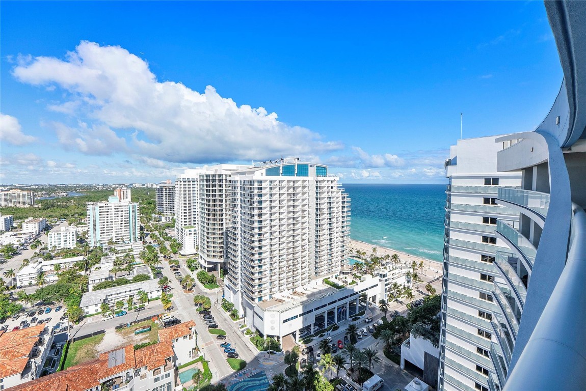 3101 Bayshore Drive 2406