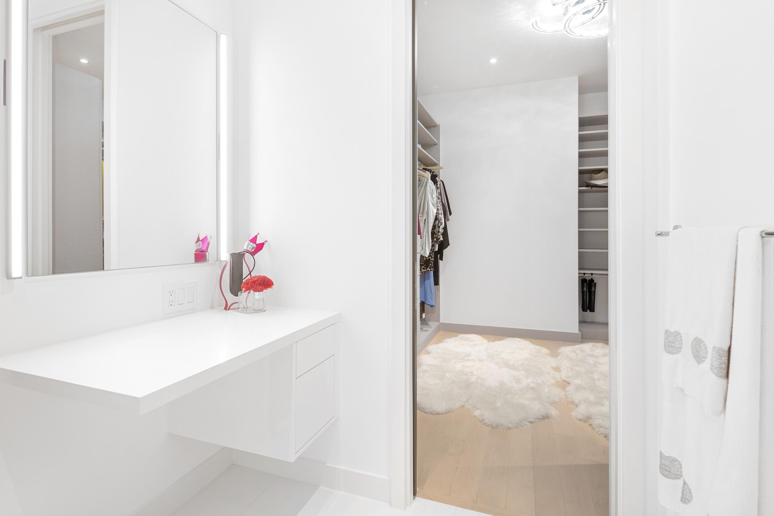 ROYAL PARK - Residential