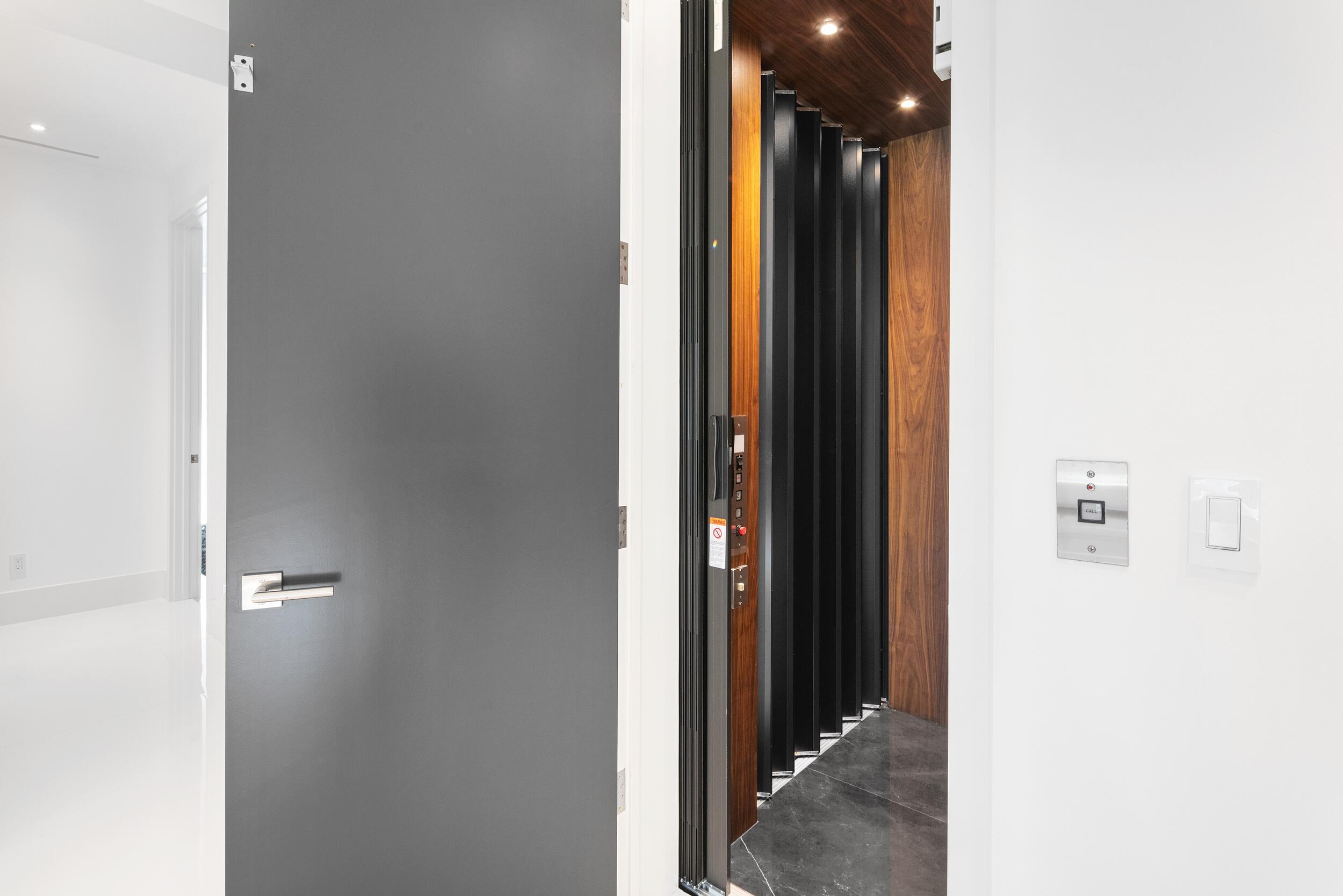 ROYAL PARK - Residential